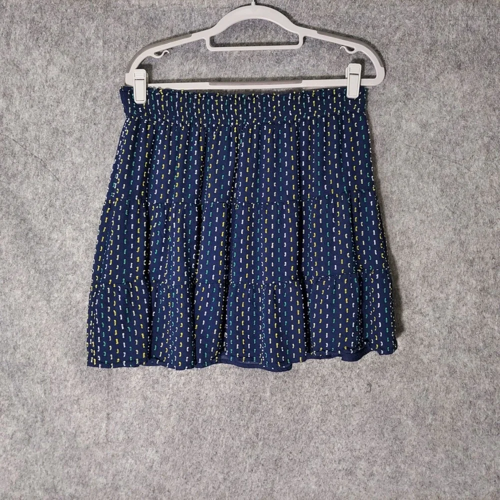 LOFT Ann Taylor Medium Skirt Crepe Tiered Swiss Dot Smocked‎ Relaxed Breathable